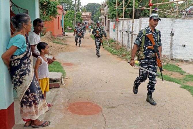 Congress Panchayat Candidate Arrested in West Bengal Bomb-Making Case